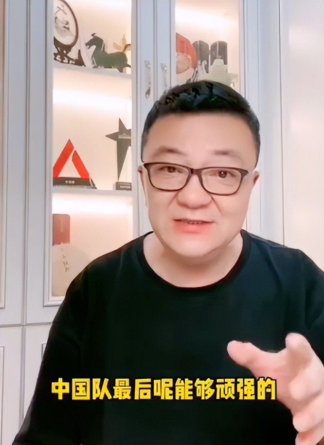 今日罗马诺在社媒上谈到了帕蒂诺的转会传闻，他表示：“据我所知，目前尤文和阿森纳间关于帕蒂诺的转会没有什么进展，尽管近期球员可能在1月加盟尤文的传闻比较多。